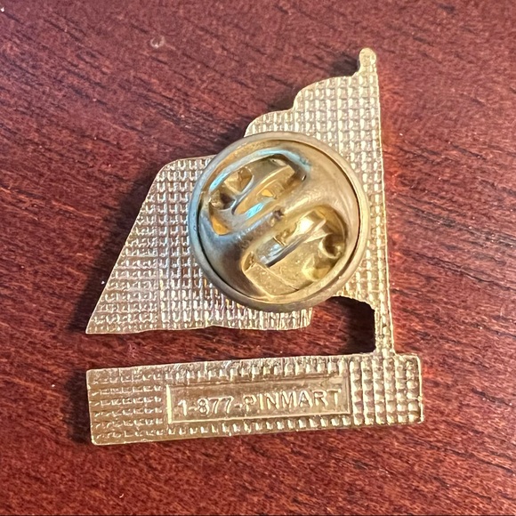 Post 9/11 pin - Picture 2 of 2